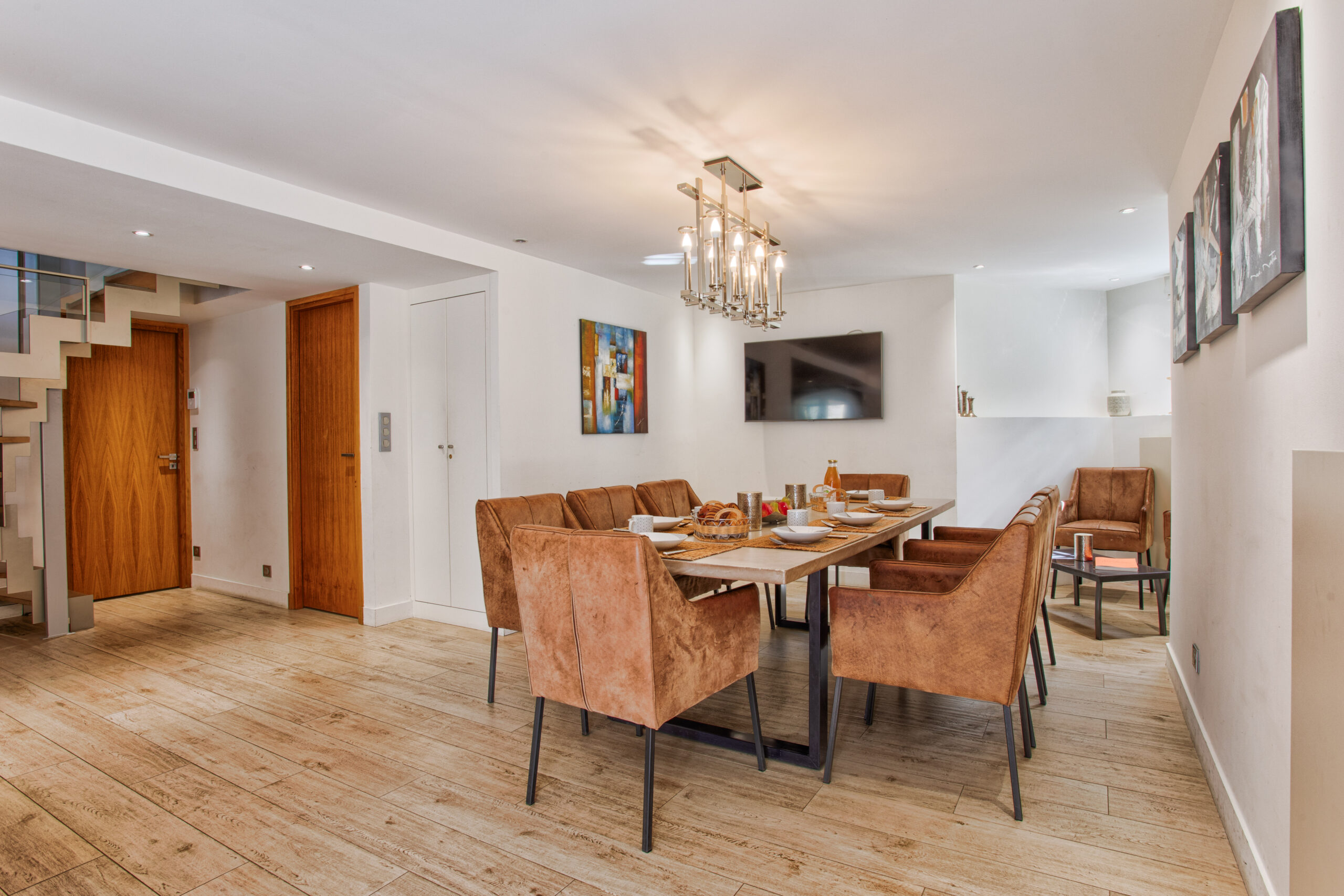 Chambre chaleureuse – Villa Aurea Chambre élégante avec lit double et ambiance cosy