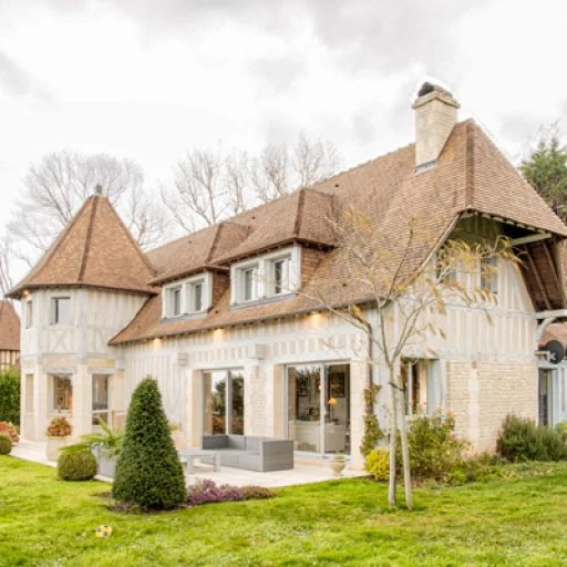 Location villa prestige avec jardin à Deauville